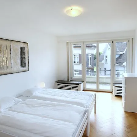 City Center At University Apartment *