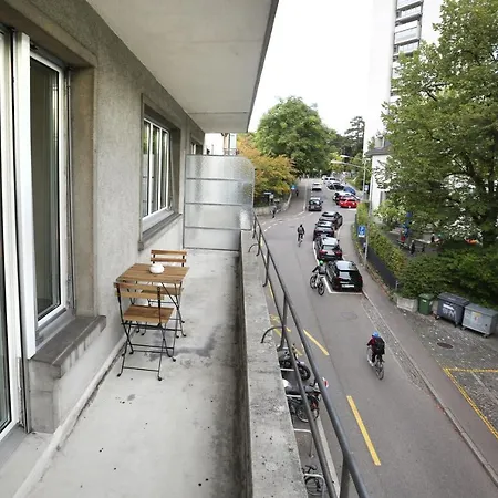 City Center At University Apartment *
